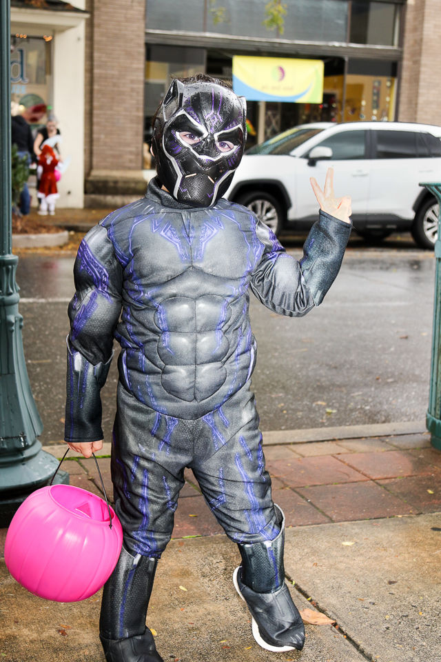 Halloween Trick or Treat Downtown Morganton 2019-9458.JPG